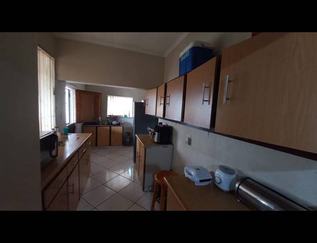 3 BEDROOM HOUSE FOR SALE IN CLAREMONT